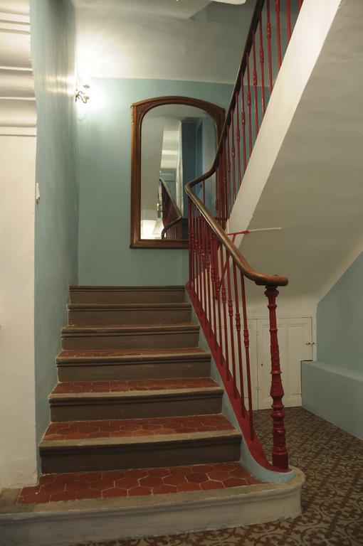 Les Chambres De Charlotte Cucuron Exterior photo