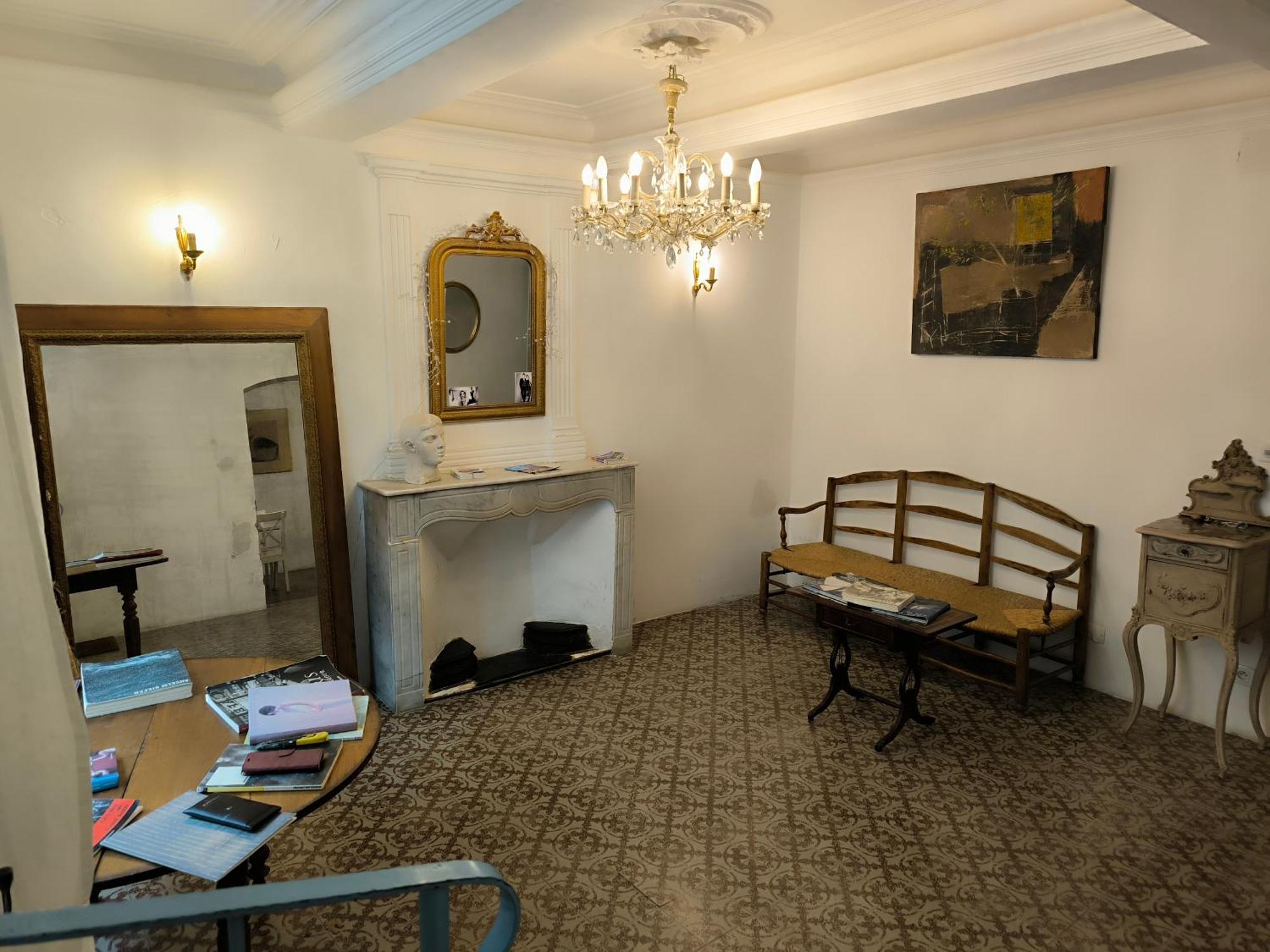 Les Chambres De Charlotte Cucuron Exterior photo