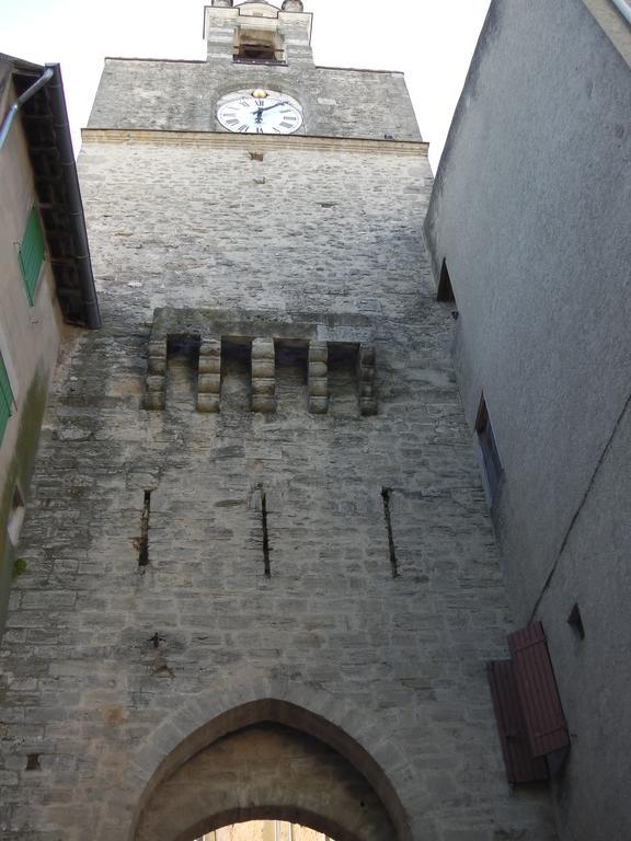 Les Chambres De Charlotte Cucuron Exterior photo